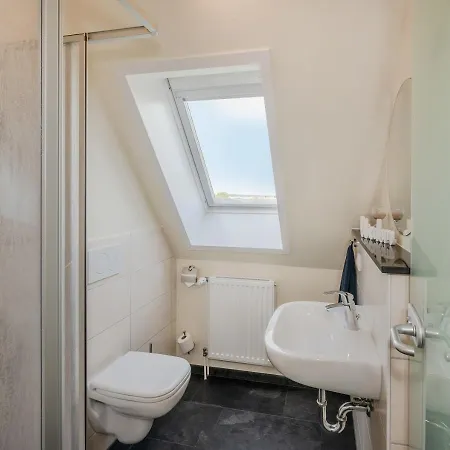 Haus Schwalbe Mit Vineta Komfort Haeusern * 젤핀